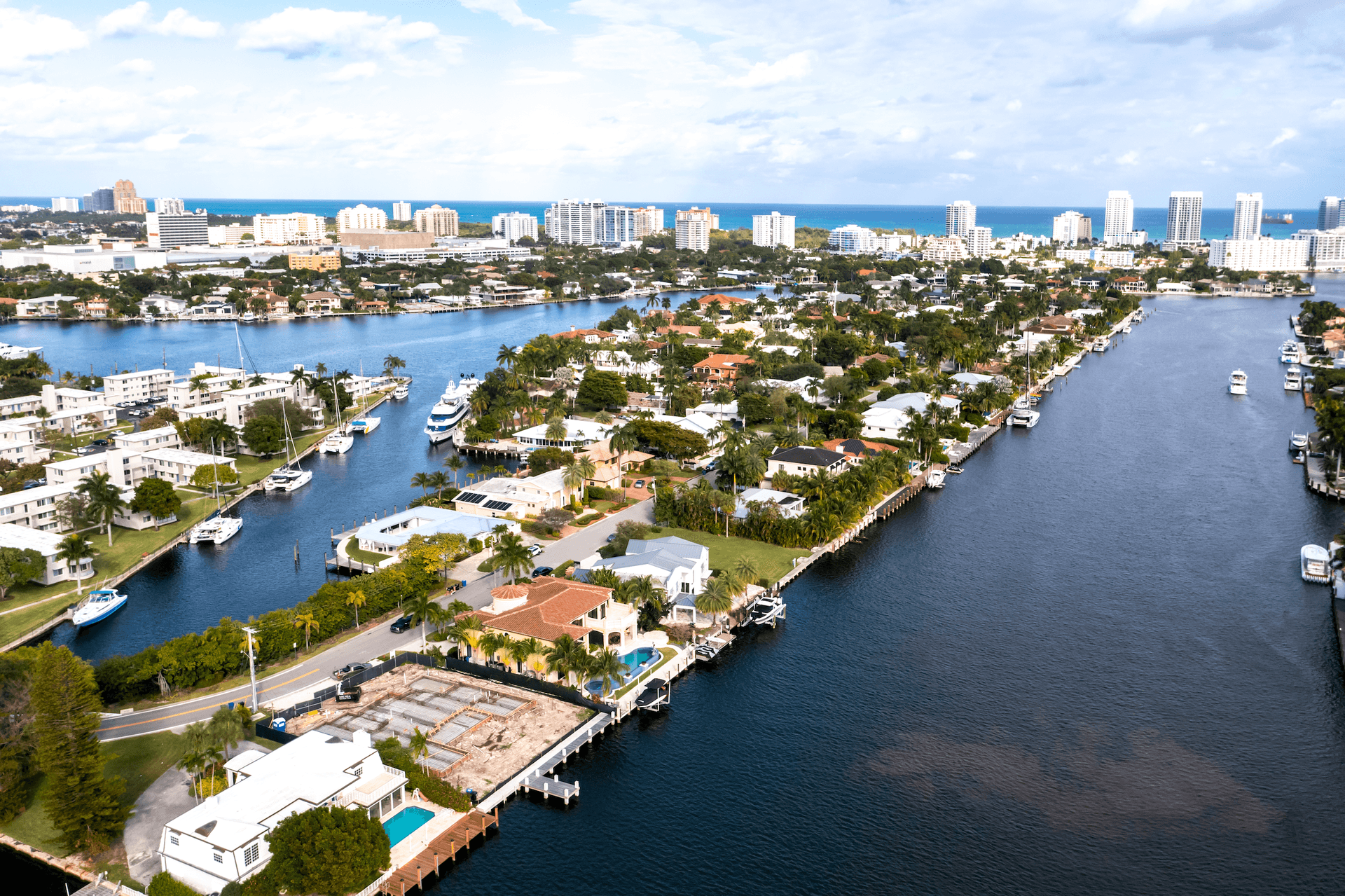 listings À Venda in Sunrise Key